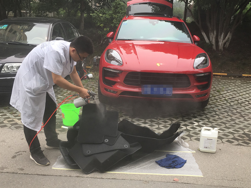 欧美黄色性爱视频网站 听说车内可以用洋葱除甲醛？杨宗纬：我可没这么唱过