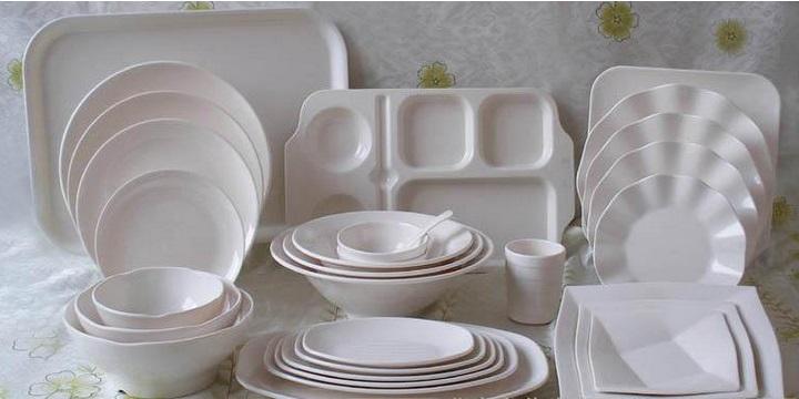 劣质餐具