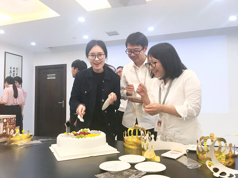 欧美古装一区二区三区 【5月生日会】这期寿星各个都可以出C位！