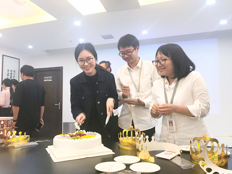 欧美古装一区二区三区 【5月生日会】这期寿星各个都可以出C位！
