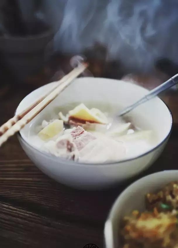 欧美激情视频在线观看 21天3000元重装出租屋 除甲醛莫忘记！