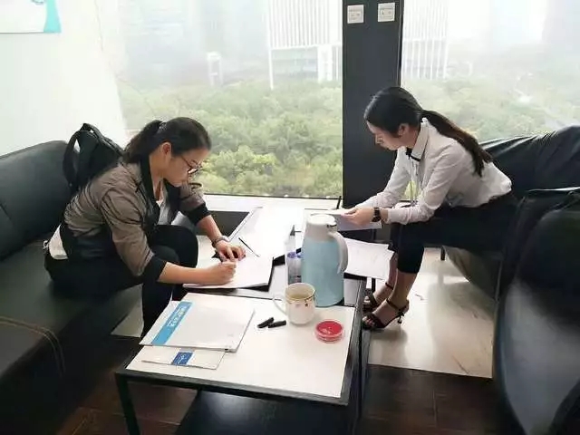 欧美黄色性爱视频网站 热烈祝贺杜总签约创绿家除甲醛加盟代理！