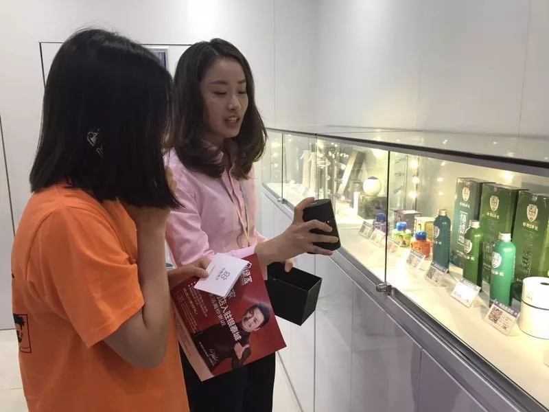 欧美古装一区二区三区 杭城首店！双甲级除甲醛门店落户银泰城