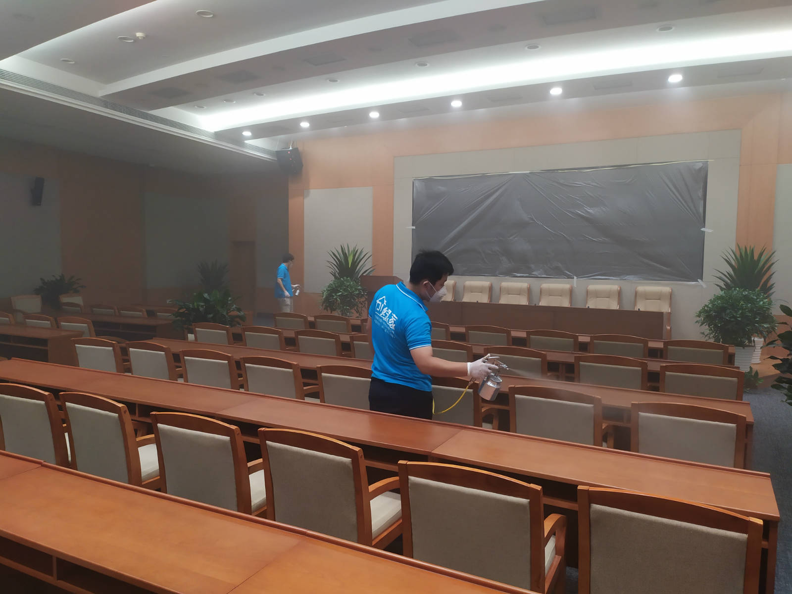 欧美古装一区二区三区 天台县人民政府视频会议中心室内甲醛治理