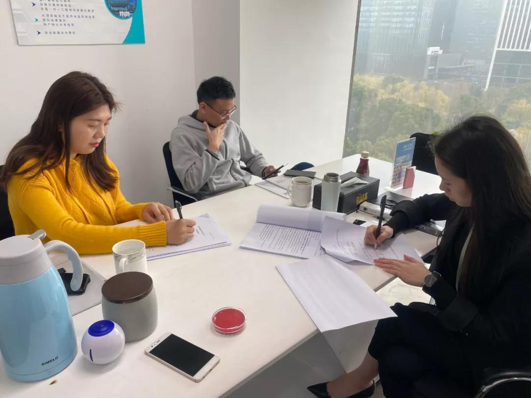 欧美黄色性爱视频网站 热烈祝贺陈总签约创绿家广东省深圳市区级代理！