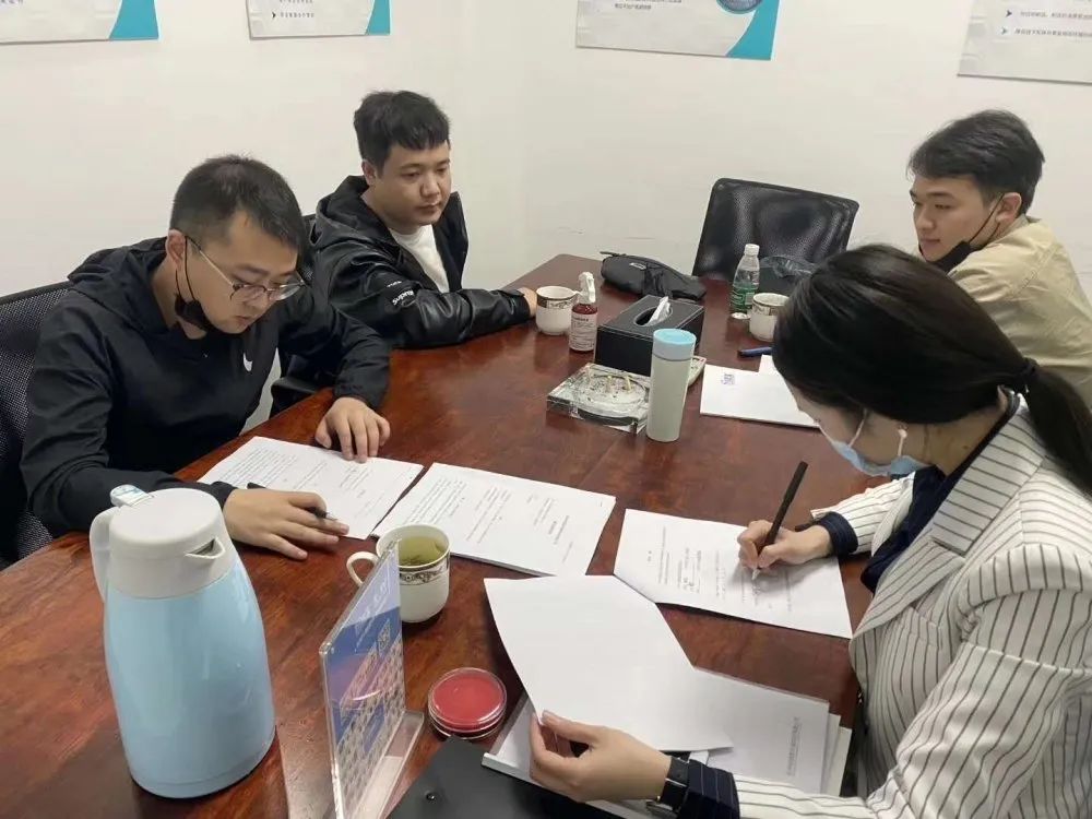欧美黄色性爱视频网站 热烈祝贺谭总石总签约创绿家湖北省恩施州县级代理！