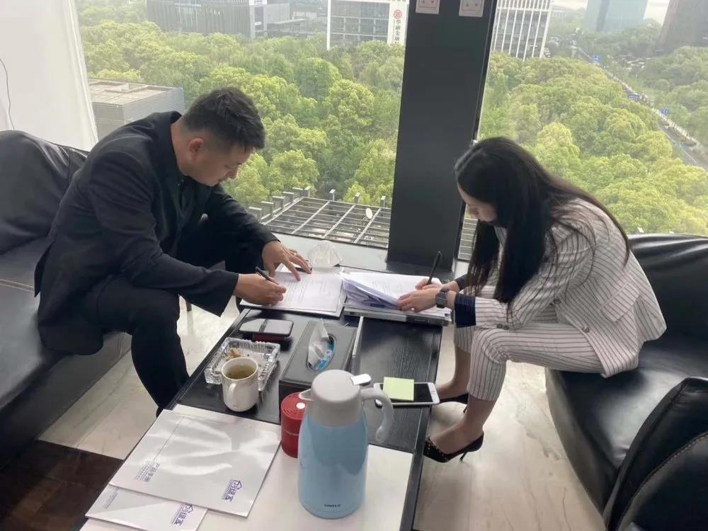 欧美激情视频在线观看 热烈祝贺徐总刘总签约创绿家中华人民共和国香港特别行政区代理！