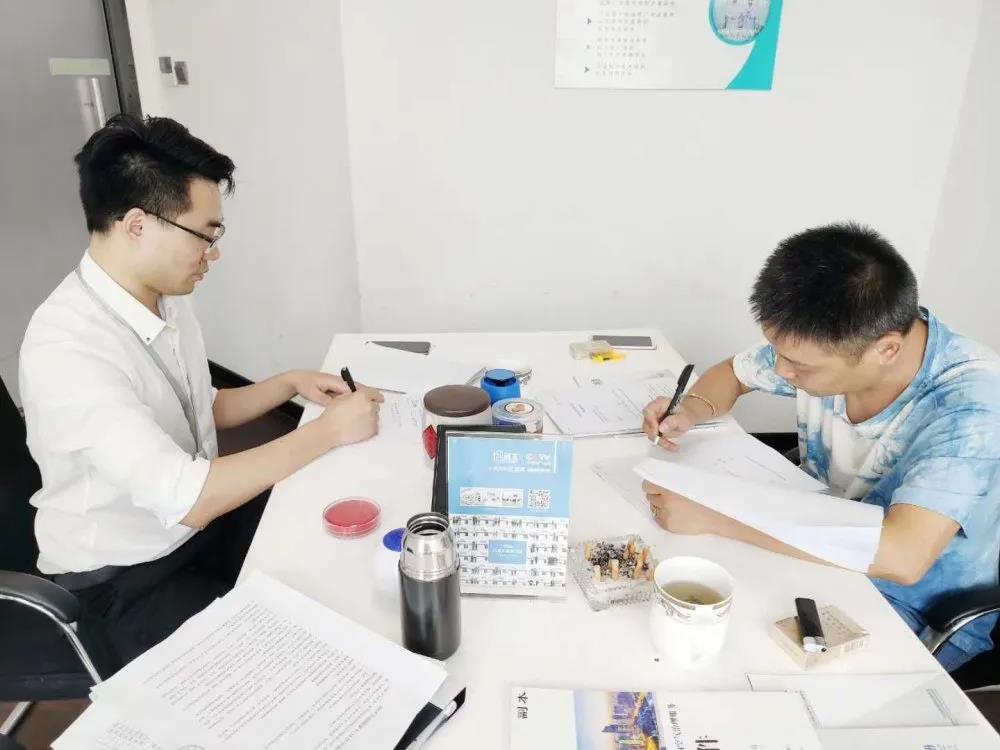 欧美激情视频在线观看 热烈祝贺朱总签约创绿家贵州省黔东南苗族侗族自治州区级代理！
